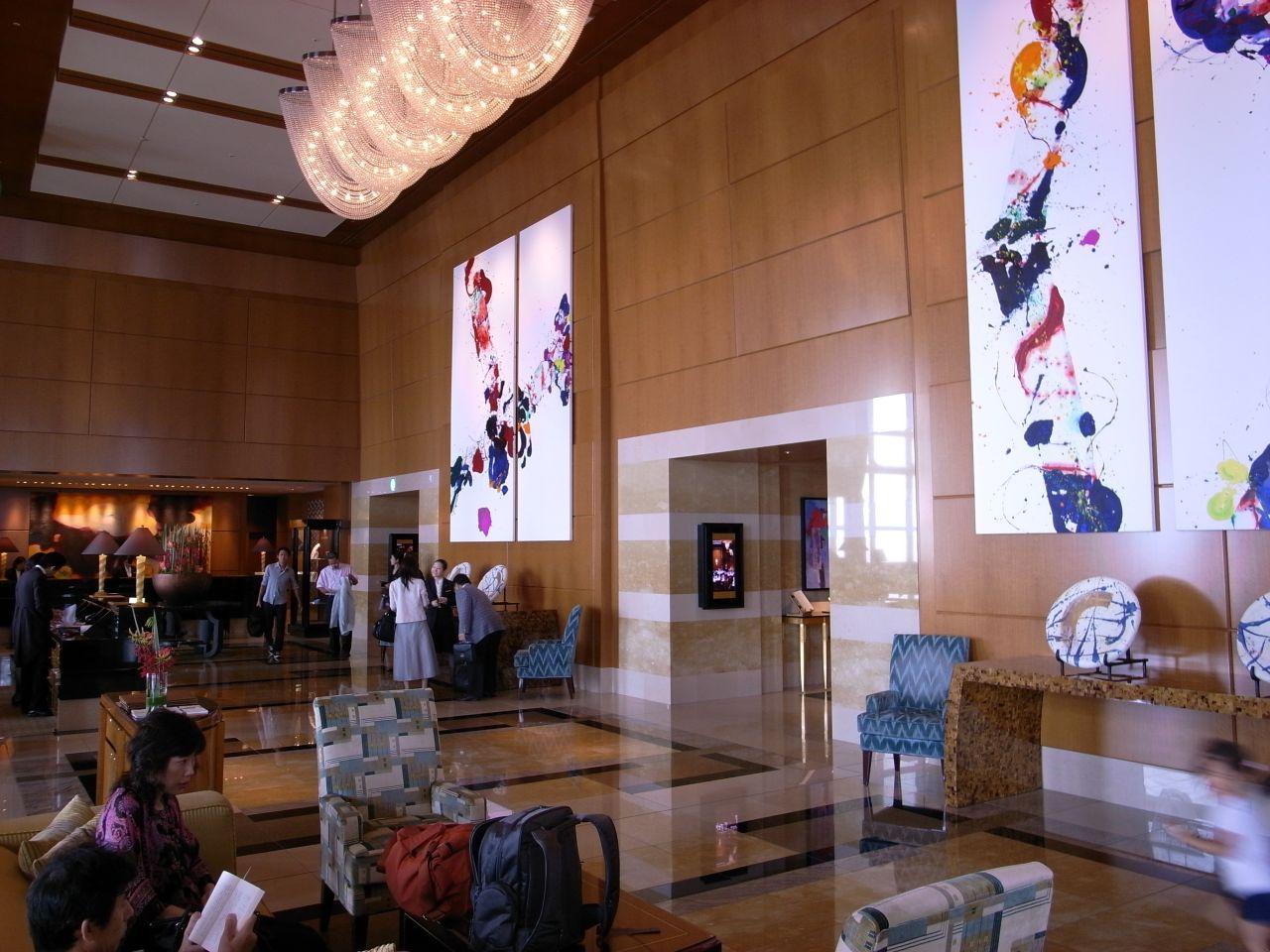 Unwind in Tokyo's second tallest building.